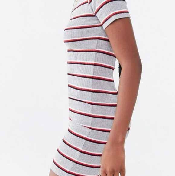 M Forever 21 Blue Striped Ribbed Short Sleeve Bodycon Dress - Picture 5 of 11